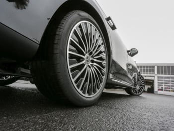 Mercedes-Benz E 220 d T-Modell AMG Night Distronic Panorama AHK