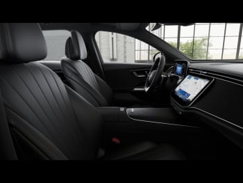 Mercedes-Benz E 220 d T-Modell AMG Night Panorama 360° AHK
