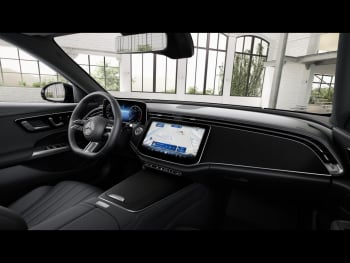 Mercedes-Benz E 220 d T-Modell AMG Night Panorama 360° AHK