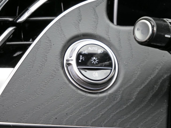 Mercedes-Benz E 220 d T AMG MBUXNavi Distronic Memory 360°