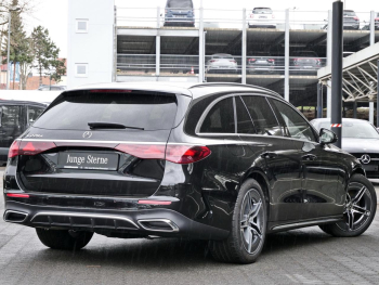 Mercedes-Benz E 220 d T AMG MBUXNavi Distronic Memory 360°