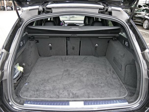 Mercedes-Benz E 220 d T AMG MBUXNavi Distronic Memory 360°