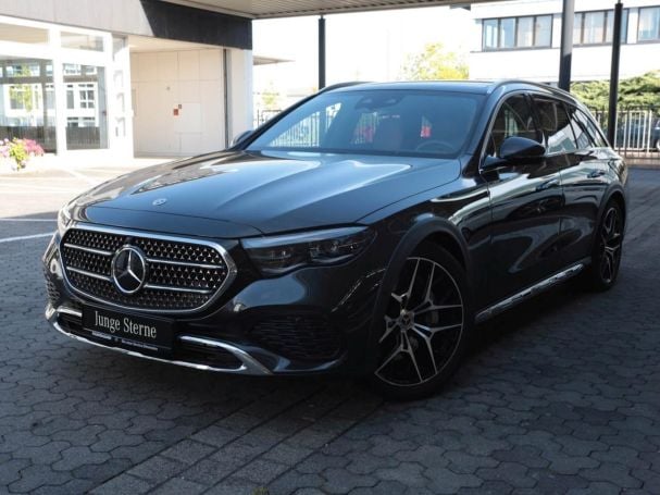 Mercedes-Benz E 300 de 4M All Terrain Avantgarde Panorama Distronic AHK Mercedes-Benz E 300 de 4M All Terrain Avantgarde Panorama Distronic AHK
