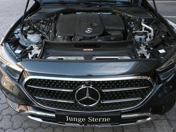 Mercedes-Benz E 300 de 4M All Terrain Avantgarde Panorama Distronic AHK Mercedes-Benz E 300 de 4M All Terrain Avantgarde Panorama Distronic AHK