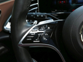 Mercedes-Benz E 300 de 4M All Terrain Avantgarde Panorama Distronic AHK