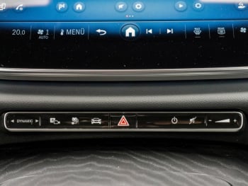 Mercedes-Benz E 300 de 4M T AMG Distronic Panorama Burmester Mercedes-Benz E 300 de 4M T AMG Distronic Panorama Burmester