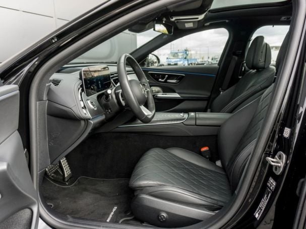 Mercedes-Benz E 300 de 4M T AMG Distronic Panorama Burmester Mercedes-Benz E 300 de 4M T AMG Distronic Panorama Burmester