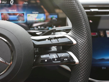 Mercedes-Benz E 300 de 4M T AMG Sitzklima Distronic 360° AHK