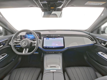 Mercedes-Benz E 300 de 4M T AMG Sitzklima Distronic 360° AHK