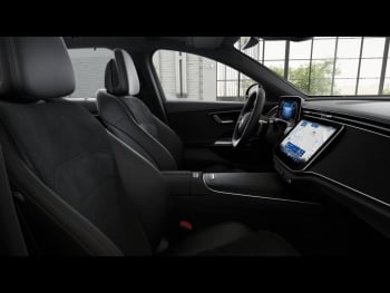 Mercedes-Benz E 300 de 4M T AMG Night Distronic AHK Panorama