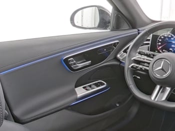 Mercedes-Benz E 300 de 4M T AMG Night Distronic Panorama 360°