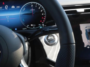 Mercedes-Benz E 300 de 4MATIC T-Modell  AMG Night Panorama AHK