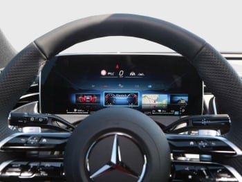 Mercedes-Benz E 300 de 4MATIC T-Modell  AMG Night Panorama AHK