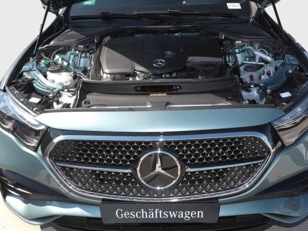Mercedes-Benz E 300 de 4MATIC T-Modell AMG Night Panorama AHK Mercedes-Benz E 300 de 4MATIC T-Modell AMG Night Panorama AHK