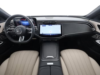 Mercedes-Benz E 300 de T AMG MBUX Navi-Prem. Sitzklima Memory