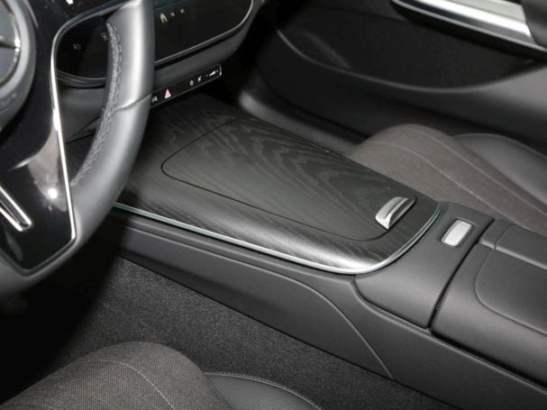 Mercedes-Benz E 300 de T Avantgarde MBUX NaviPrem. AHK 360° Mercedes-Benz E 300 de T Avantgarde MBUX NaviPrem. AHK 360°