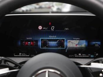 Mercedes-Benz E 300 de T Avantgarde MBUX NaviPrem. AHK 360°