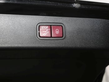 Mercedes-Benz E 300 de T Avantgarde MBUX NaviPrem. AHK 360°