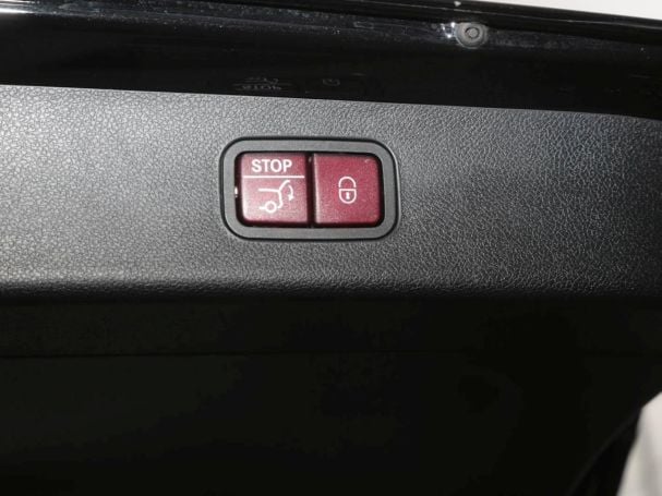 Mercedes-Benz E 300 de T Avantgarde MBUX NaviPrem. AHK 360° Mercedes-Benz E 300 de T Avantgarde MBUX NaviPrem. AHK 360°