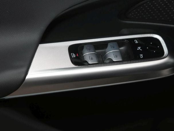 Mercedes-Benz E 300 de T Avantgarde MBUX NaviPrem. AHK 360° Mercedes-Benz E 300 de T Avantgarde MBUX NaviPrem. AHK 360°