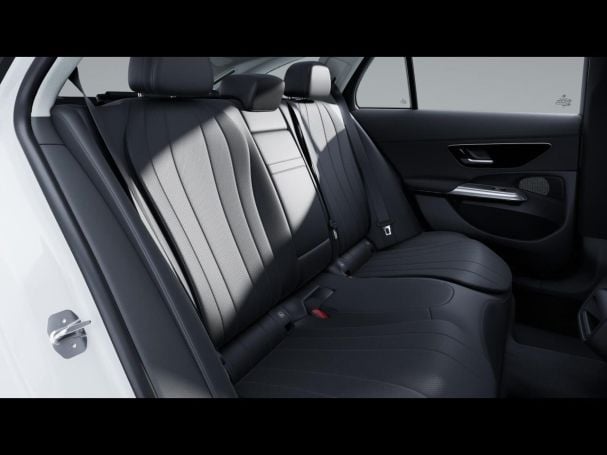 Mercedes-Benz E 300 de T Avantgarde Panorama 360° Memory ParkP Mercedes-Benz E 300 de T Avantgarde Panorama 360° Memory ParkP
