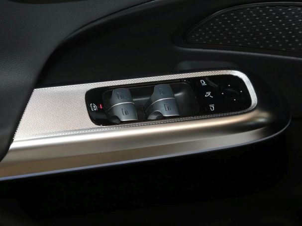 Mercedes-Benz E 300 de T Avantgarde Panorama 360° Memory ParkP Mercedes-Benz E 300 de T Avantgarde Panorama 360° Memory ParkP