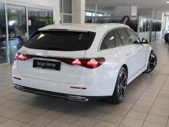 Mercedes-Benz E 300 de T Avantgarde Panorama 360° Memory ParkP