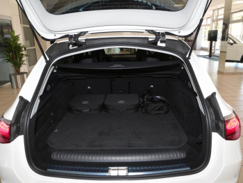 Mercedes-Benz E 300 de T Avantgarde Panorama 360° Memory ParkP