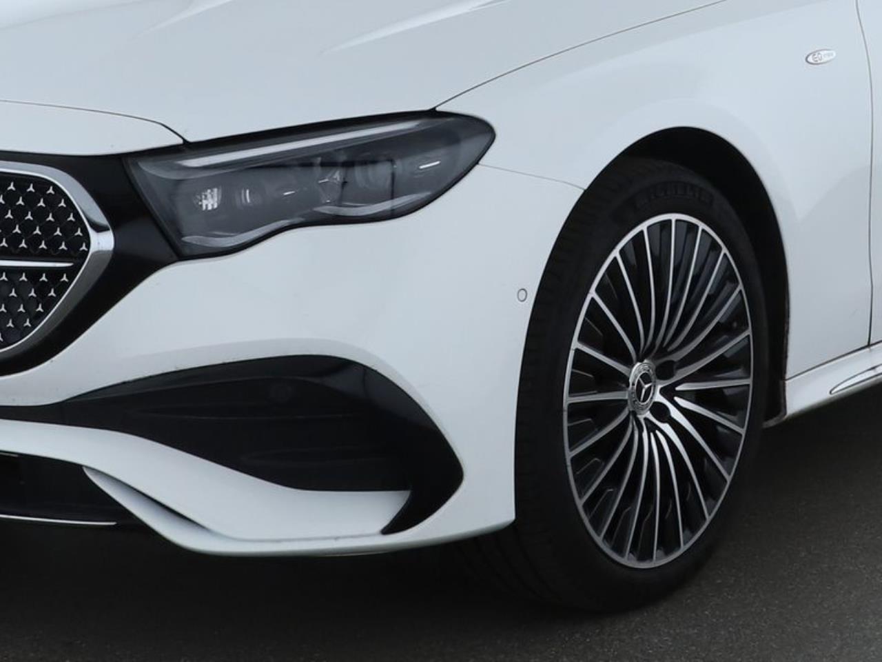 Mercedes-Benz E 300 de T AMG Distronic HUD 360° SpurhalteP AHK