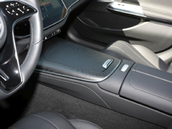 Mercedes-Benz E 300 de T Avantgarde Distronic AHK Memory 360°