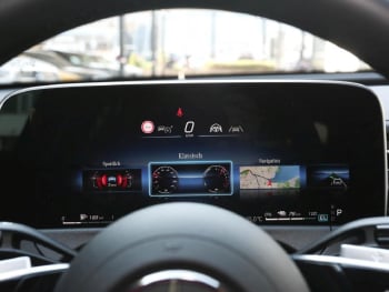 Mercedes-Benz E 300 de T Avantgarde Distronic AHK Memory 360°