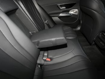 Mercedes-Benz E 300 de T Avantgarde Distronic AHK Memory 360°