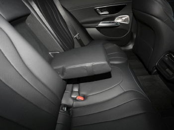 Mercedes-Benz E 300 de T Avantgarde Distronic AHK Memory 360°