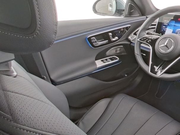 Mercedes-Benz E 300 de T Avantgarde Distronic AHK Memory 360° Mercedes-Benz E 300 de T Avantgarde Distronic AHK Memory 360°