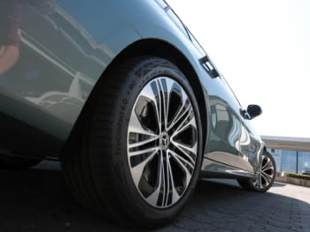 Mercedes-Benz E 300 de T Avantgarde Distronic AHK Memory 360°