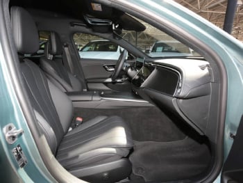 Mercedes-Benz E 300 de T Avantgarde Distronic AHK Memory 360°