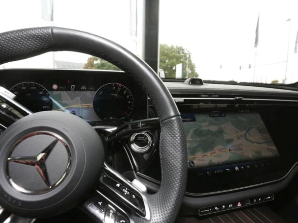 Mercedes-Benz E 300 de T AMG Night Panorama Kamera Keyless AHK Mercedes-Benz E 300 de T AMG Night Panorama Kamera Keyless AHK
