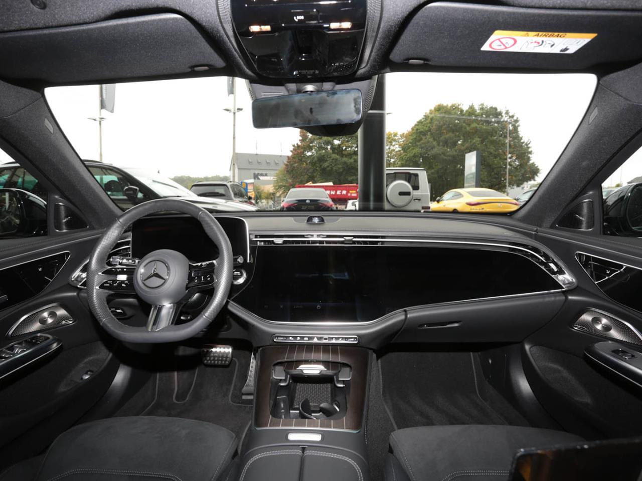 Mercedes-Benz E 300 de T AMG Night Panorama Kamera Keyless AHK