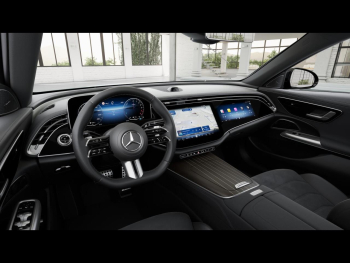 Mercedes-Benz E 300 de T AMG Night Panorama Kamera Keyless AHK
