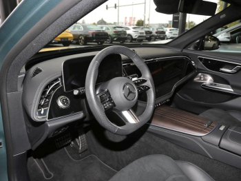 Mercedes-Benz E 300 de T AMG Night Panorama Kamera Keyless AHK