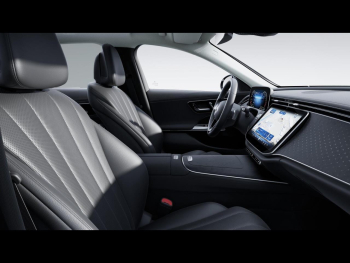 Mercedes-Benz E 300 e T Avantgarde MBUX Navi Memory AHK 360°