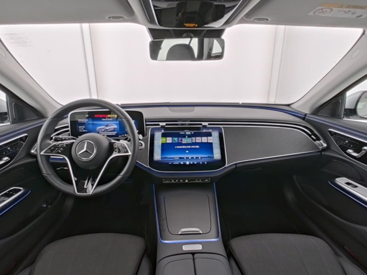 Mercedes-Benz E 300 e T Avantgarde Distronic 360° AHK Memory