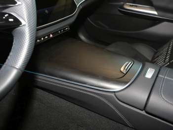 Mercedes-Benz E 300 e T AMG Night MBUX Distronic Panorama AHK