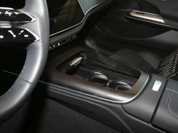 Mercedes-Benz E 300 e T AMG Night MBUX Distronic Panorama AHK