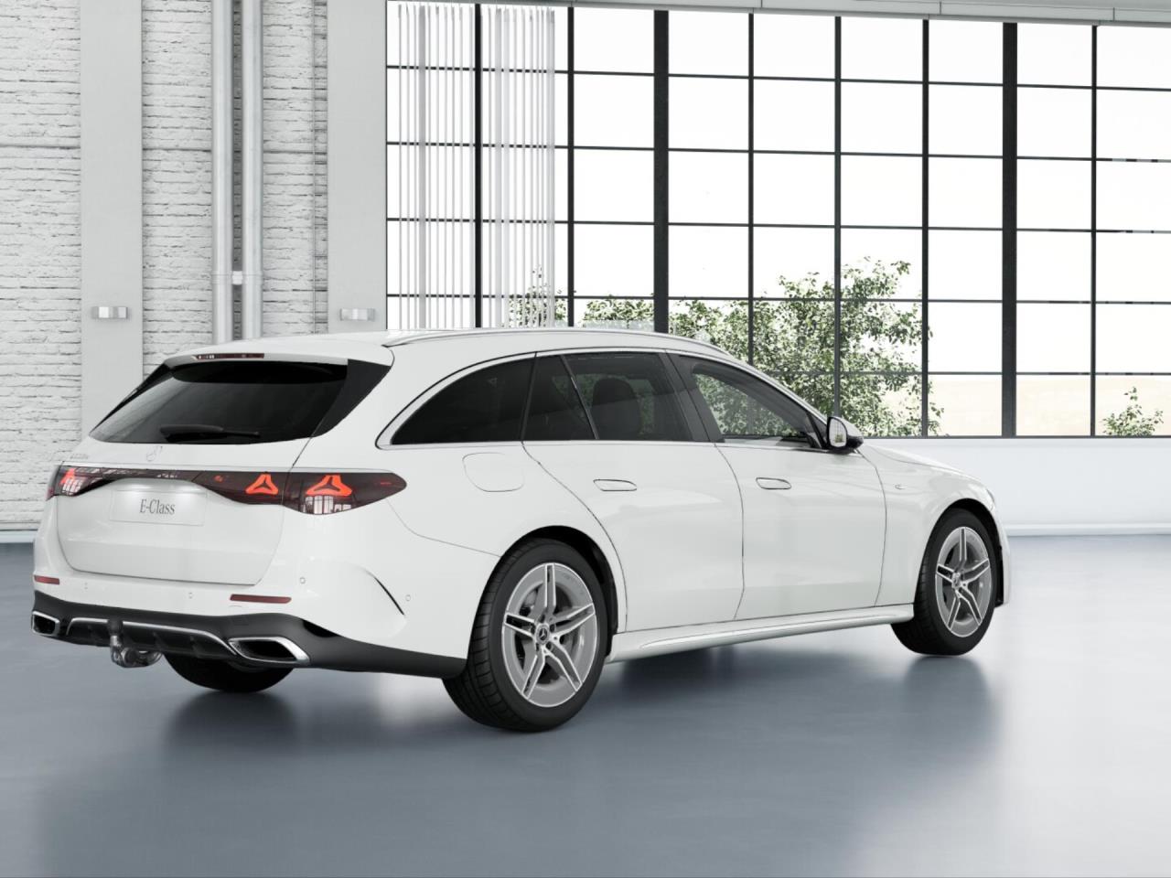 Mercedes-Benz E 300 e T AMG Panorama Distronic 360° AHK HUD