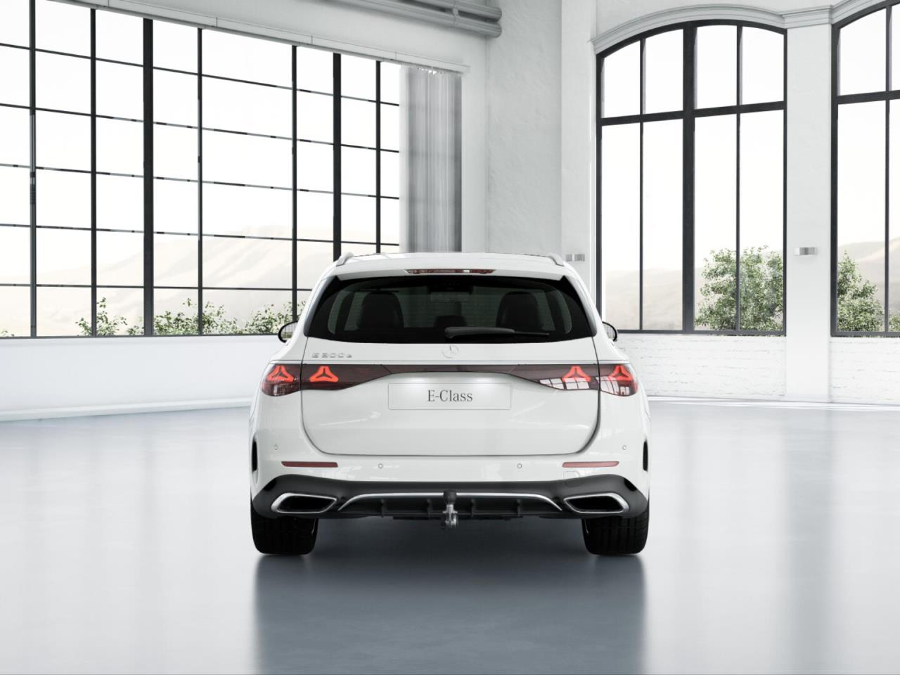 Mercedes-Benz E 300 e T AMG Panorama Distronic 360° AHK HUD