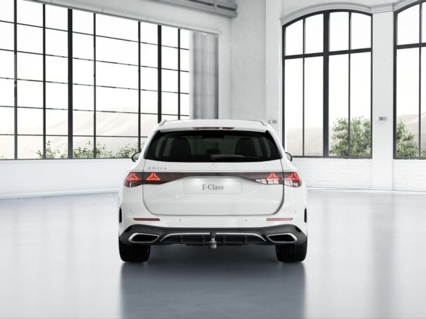 Mercedes-Benz E 300 e T AMG Panorama Distronic 360° AHK HUD