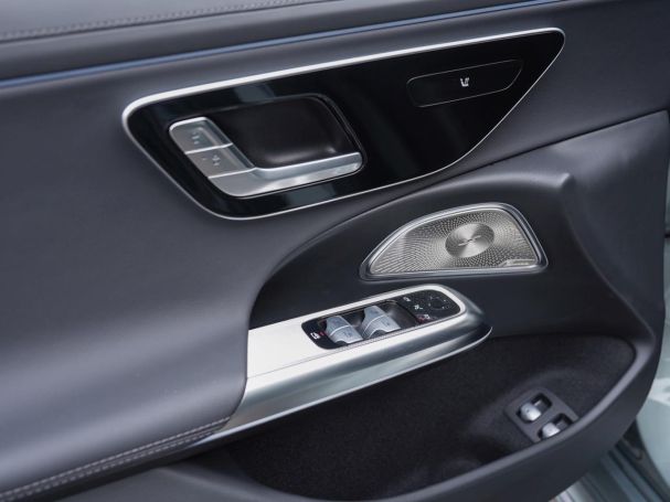 Mercedes-Benz E 300 e T AMG Night Navi Distronic AHK SHZ-Fond