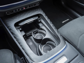 Mercedes-Benz E 300 e T AMG Night Navi Distronic AHK SHZ-Fond