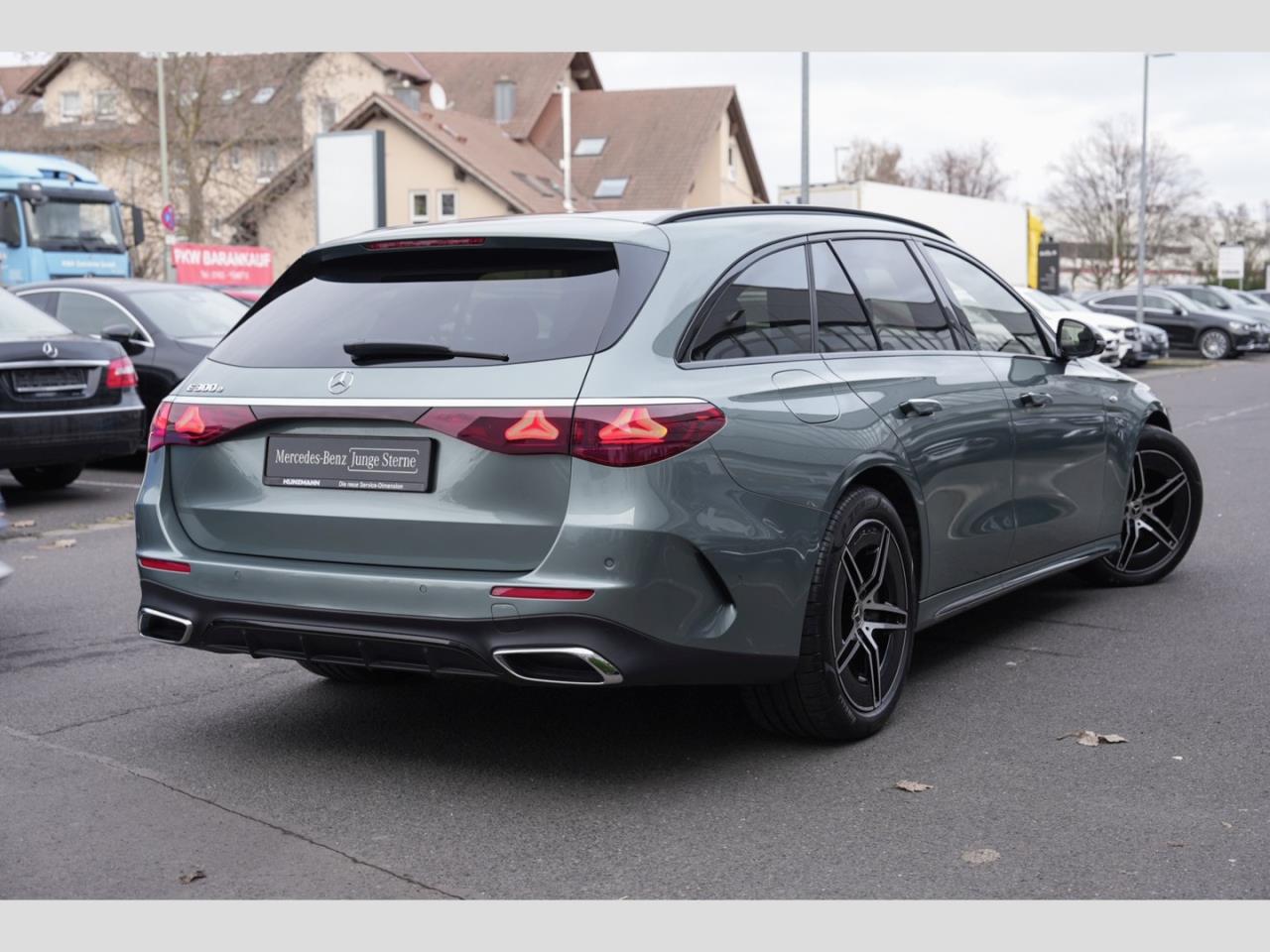 Mercedes-Benz E 300 e T AMG Night Navi Distronic AHK SHZ-Fond